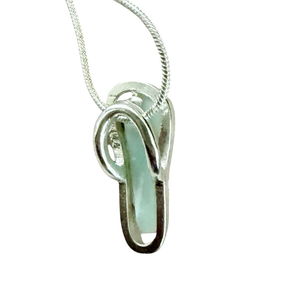 NWOT 925 Silver Flip-Flop Necklace